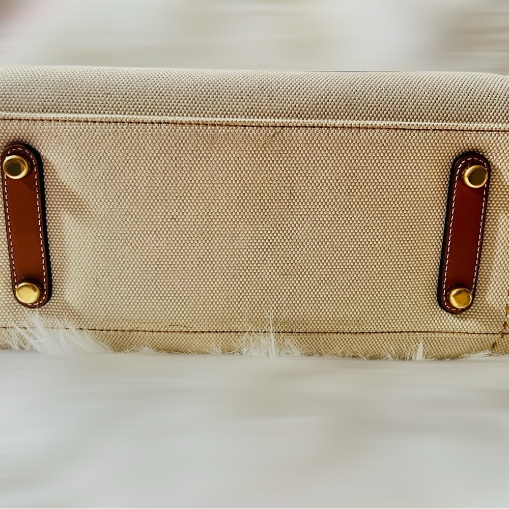 SOLD ❌❌ $498 BARELY USED Coach Reese 28 Canvas Tote Satchel - Picture 14 of 14